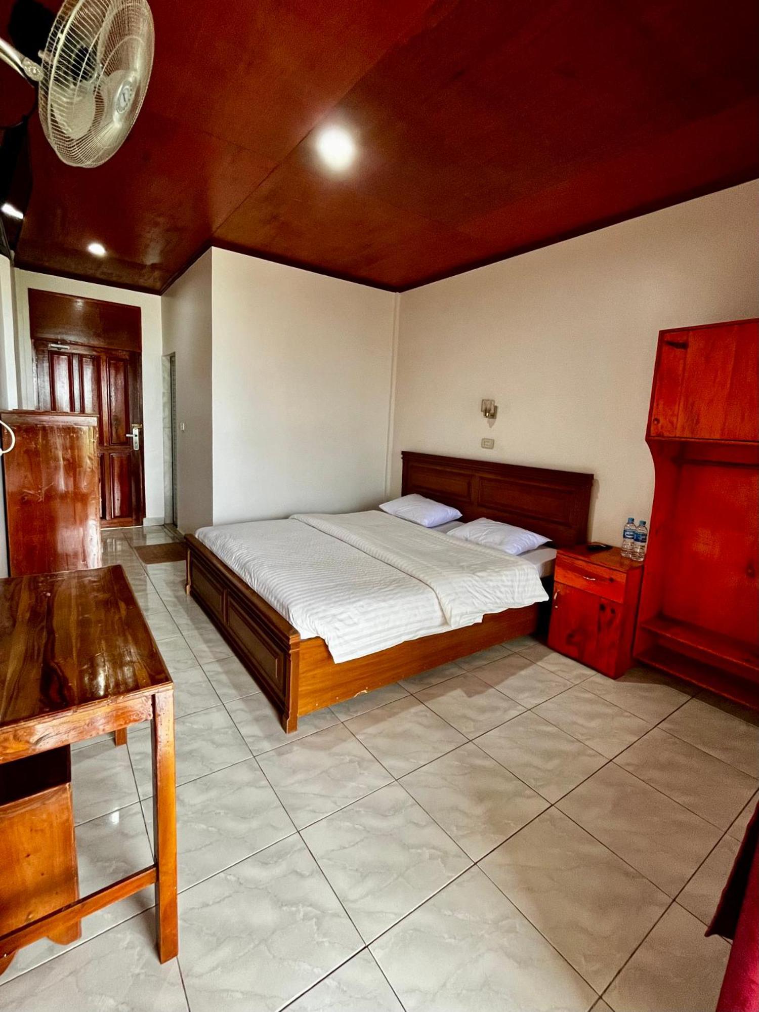 Gokhon Guest House Tuk Tuk Buitenkant foto